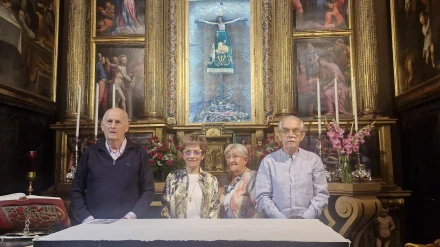 Miembros de la Cofradía del Sto Cristo de los Milagros