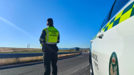 La Guardia Civil investiga a una conductora por circular en sentido contrario, y bajo la influencia de drogas, por varias vías extremeñas