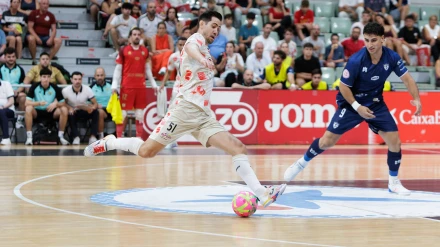 Bebe volvió a vestir la camiseta de El Pozo en el Palacio