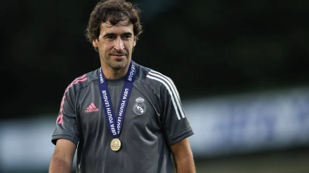 Raúl, durante su etapa como entrenador en la cantera del Real Madrid.