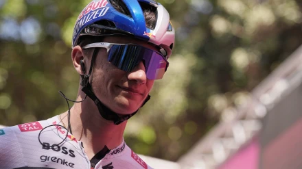 El joven italiano logró en la cima de El Morredero su primera victoria en una grande.