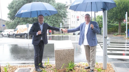 El presidente de la Diputación, Valentín González Formoso, y el alcalde de Oleiros, Ángel García Seoane