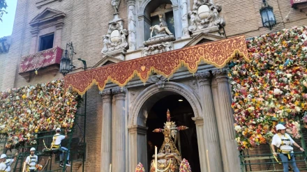 Ofrenda Floral a la Virgen de las Angustias 2025