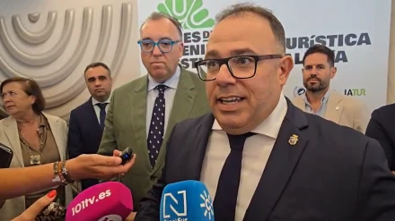 El Parque Azul de Vida Submarina de Almuñécar, protagonista en la presentación de los Planes de Sostenibilidad Turística en Destino