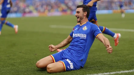 Juan Iglesias celebra su gol, en el Getafe - Levante