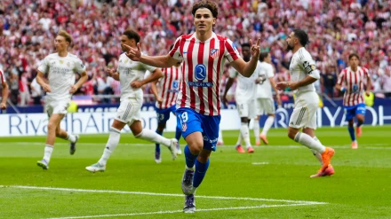 Julián Álvarez celebra su gol, en el Atlético - Real Madrid