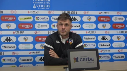 Ferrán Costa tras la victoria ante el Villarreal B.