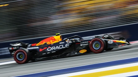 Max Verstappen arrancará segundo este domingo en Marina Bay.