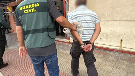 La Guardia Civil detiene en Logroño al acosador de parques que grababa a niños y besó a una niña