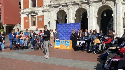 Día Mundial de la Parálisis Cerebral en la Plaza Mayor de Valladolid