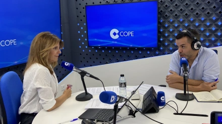 Pilar García Muñiz y José María Camarero