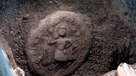 Imagen de una hogaza de pan de 1.300 años de antigüedad