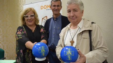 María Teresa Domínguez, delegada para las Misiones en Burgos, José María Rodríguez, misionero en Tailandia, y Carmen Manso, misionera en Benín