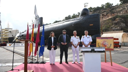 Cesión del submarino Tonina