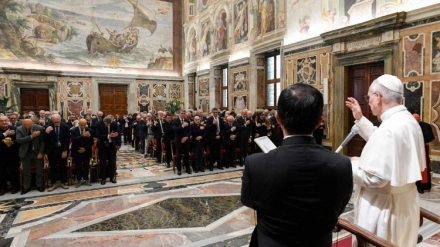 El Papa contra la usura