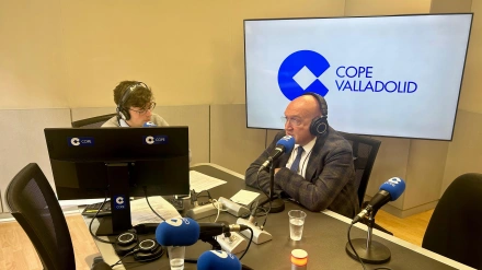 El alcalde de Valladolid, Jesús Julio Carnero, en la entrevista con Ramón Morales