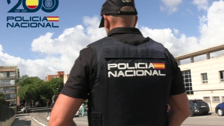 Un agente de la Policía Naciona. Imagen de archivo
