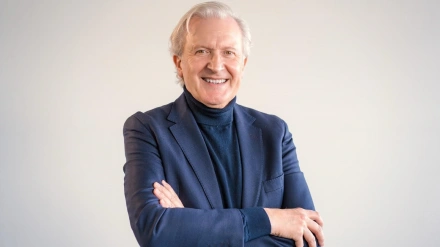 Emilio del Río presenta su último libro "Carpe diem" en Lugo