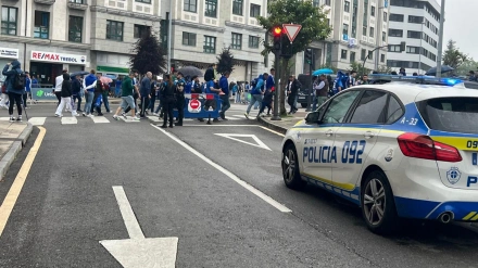 Restricciones de tráfico en una calle de Oviedo