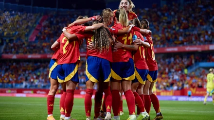 Las jugadoras celebran uno de los goles del España-Suecia