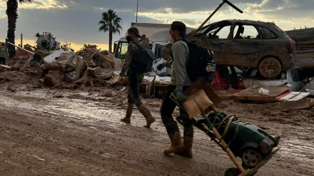 Voluntarios aragoneses ayudando en Valencia