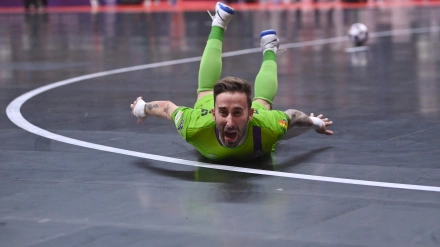 Mario Rivillos en la primera Champions