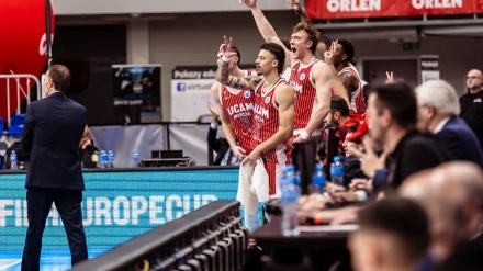 UCAM Murcia CB vuelve a sonreír en Europa