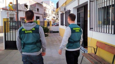 (Foto de ARCHIVO)Agentes de la Guardia Civil en Isla Cristina (Huelva).REMITIDA / HANDOUT por GUARDIA CIVIL.Fotografía remitida a medios de comunicación exclusivamente para ilustrar la noticia a la que hace referencia la imagen, y citando la procedencia de la imagen en la firma11/6/2021