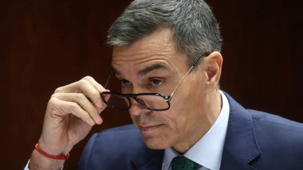 El presidente del Gobierno, Pedro Sánchez, comparece ante la Comisión de Investigación sobre el 'caso Koldo', en el Senado, a 30 de octubre de 2025, en Madrid (España).