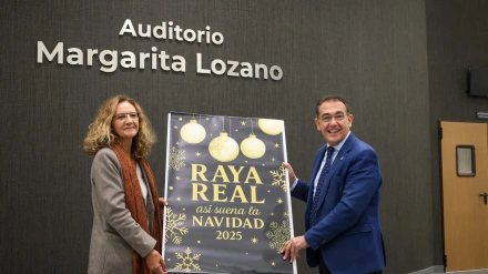 El concejal de Cultura, Santiago Parra, durante la presentación del cartel del concierto