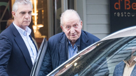 Inocencio Arias, diplomático: "Juan Carlos I tiene derecho a que se recuerde su papel en la Transición y no solo al elefante y a Corinna"