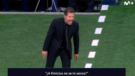 Simeone, enfadado con Gil Manzano por la tarjeta amarilla de la discordia