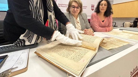 Plasencia recupera nueve documentos históricos de entre los siglos XIII y XVI