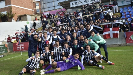 La afición con el equipo en Teruel