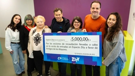 Espacio ZITY dona 5.000 euros a 'Amigos de los Mayores'
