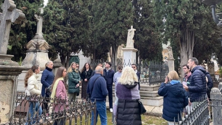 Visita de la Hermandad de Jesús Despojado al Comentario