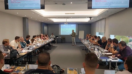 Juan Jesús Alcántara impartiendo uno de los cursos