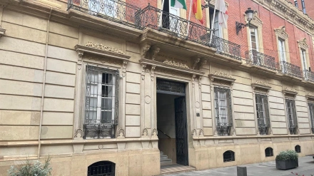 El Palacio Provincial, sede de la Diputación de Almería.