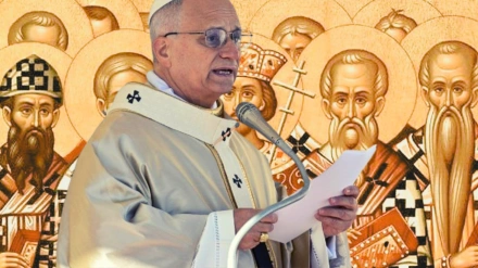 El Papa habla de Nicea en el Ángelus previo a su primer viaje apostólico