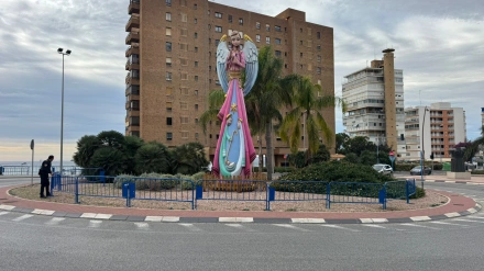 Alicante se blinda contra el viento: cierres, vallados ampliados y máxima protección a la decoración navideña