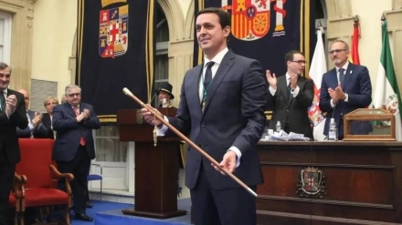 Javier Aureliano García, en su toma de posesión como presidente de la Diputación Provincial de Almería