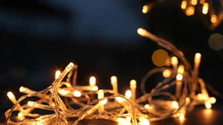 Cómo identificar si unas luces de Navidad son de bajo consumo