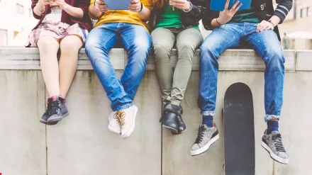 Jóvenes, pensamiento crítica e IA