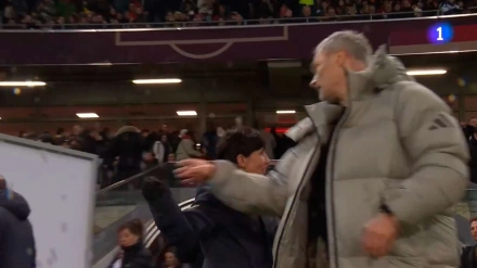 Tensión entre Sonia Bermúdez y el seleccionador alemán al acabar el partido entre Alemania y España