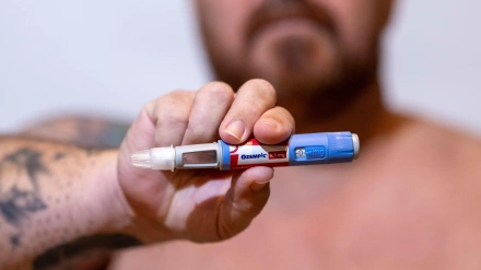 En salud, la semaglutida es un medicamento utilizado para controlar los niveles de azúcar en sangre en personas con diabetes tipo 2. Es un i