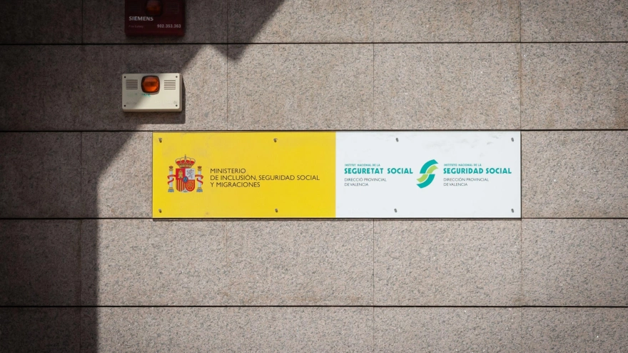 Señales del Ministerio de Inclusión Seguridad Social y Migraciones & Instituto Nacional de la Seguridad Social en Valencia