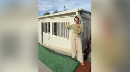 Esther, en el vídeo