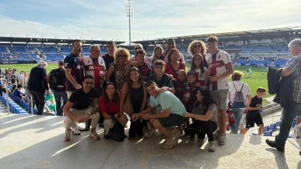 La familia de Ángel Pérez en El Alcoraz