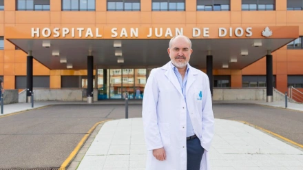 El neurocirujano que rechazó los petrodólares por El Bierzo da una lección: “La riqueza es construir en la tierra”