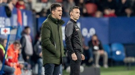 Alessio Lisci, entrenador de Osasuna, en El Sadar
